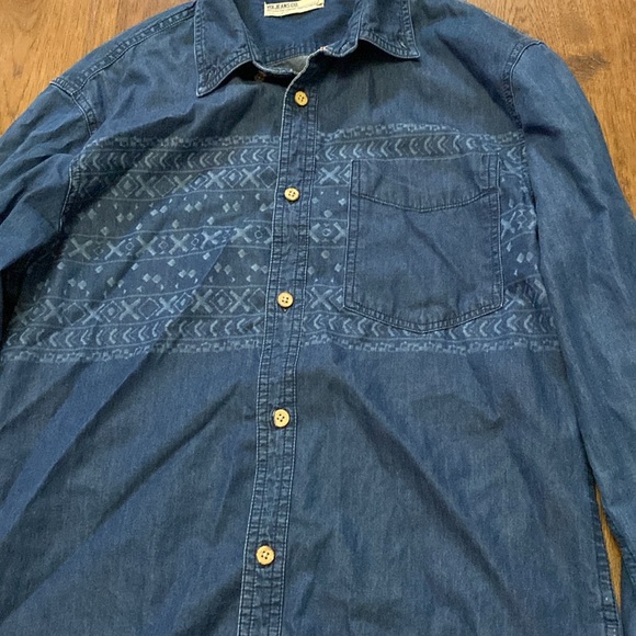 Voi jeans Aztec button down shirt - Picture 2 of 7